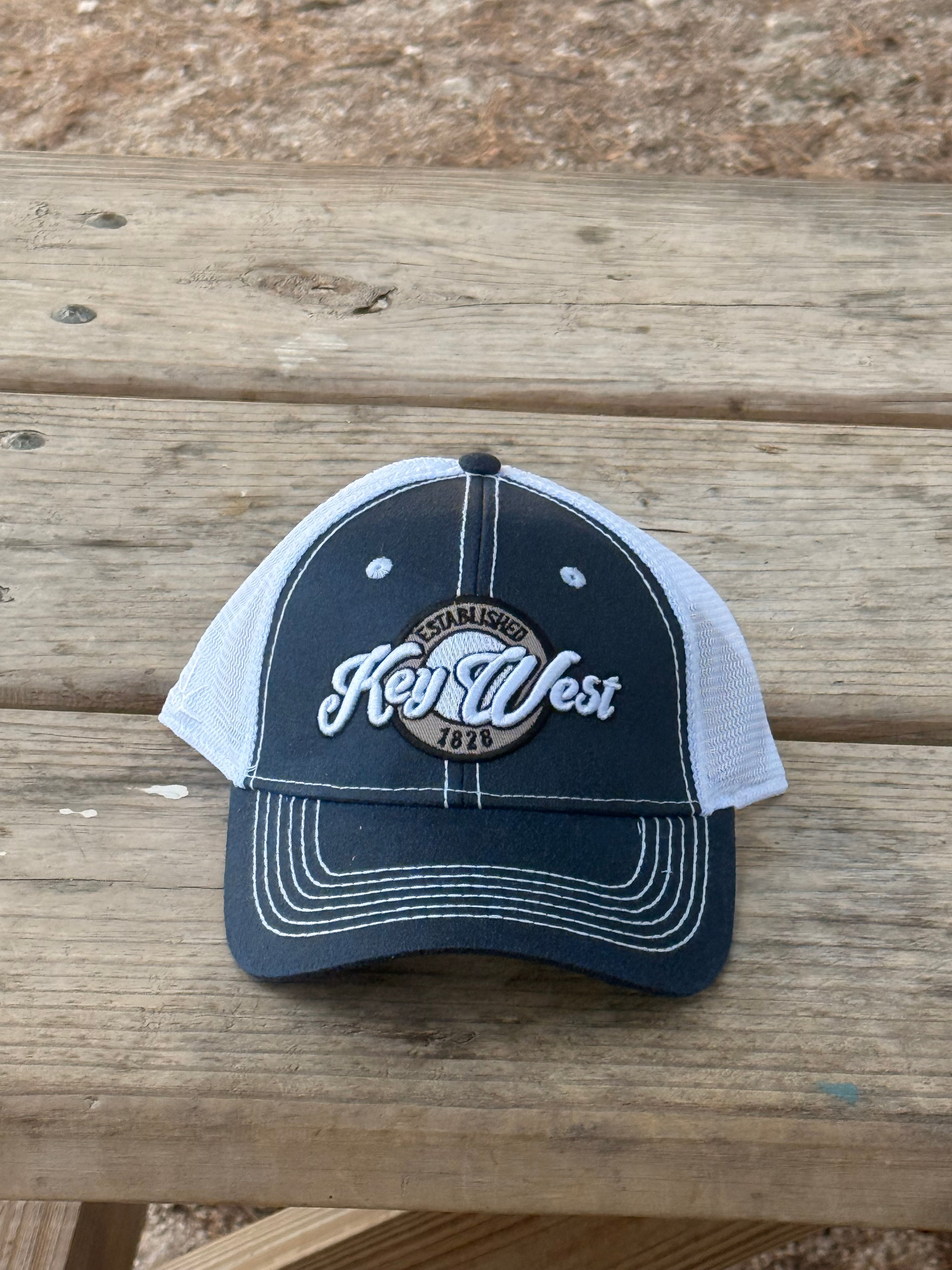 Tees Club baseball cap Key West Navy Trucker - Baseball Cap KW back view